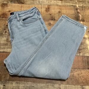 Hollister Women's Light Wash Denim Ultra High-Rise Vintage Straight Sz 32x26